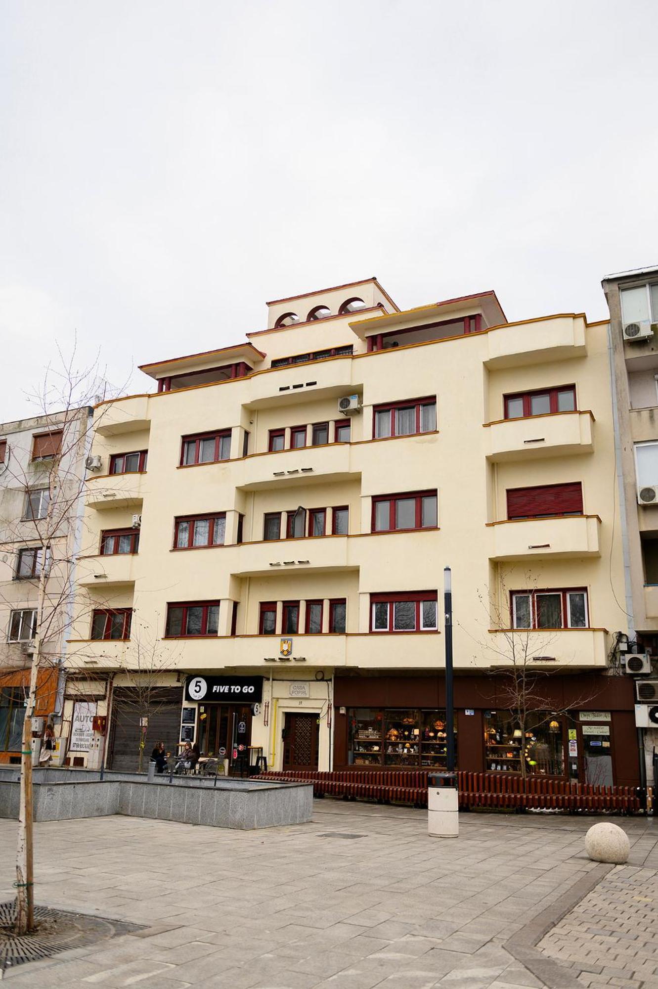 Art Deco * קונסטנצה